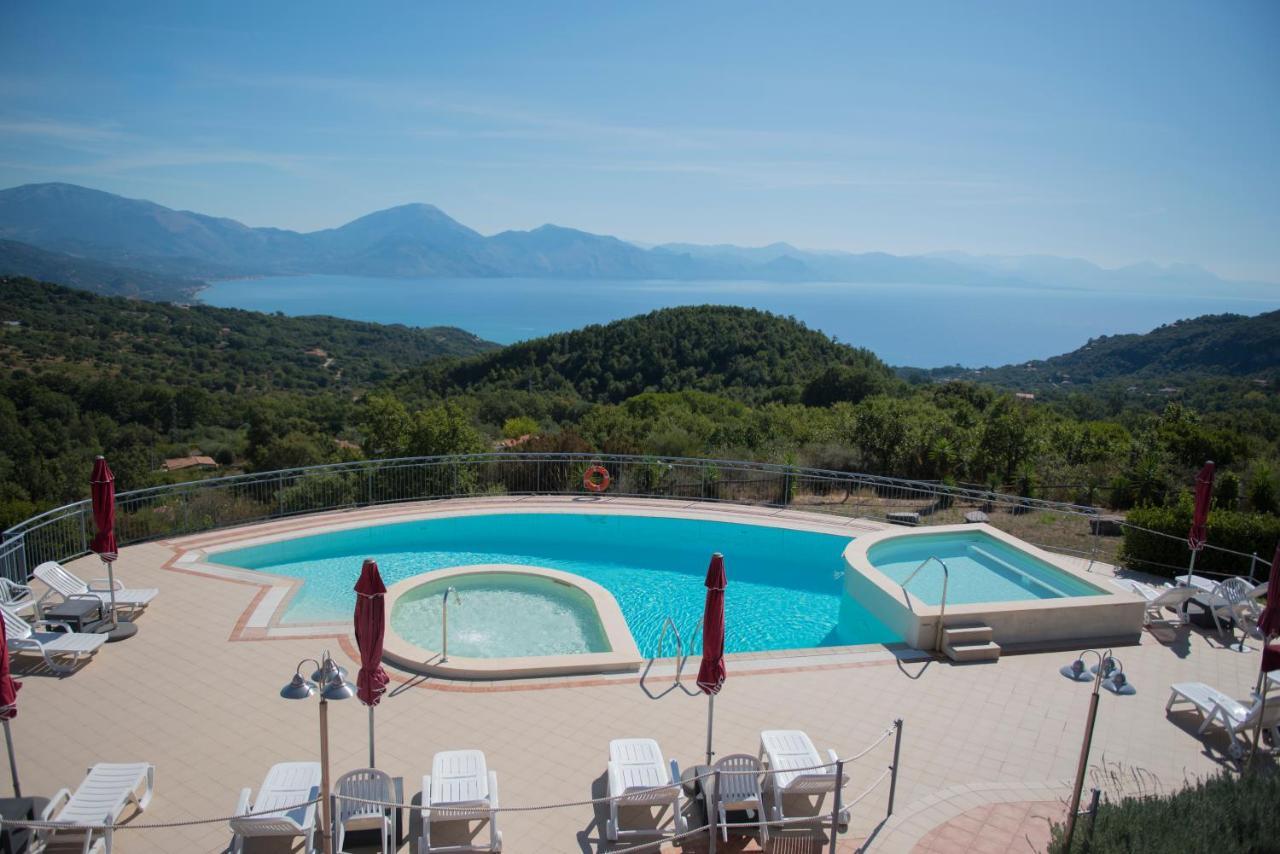 Hotel Caluna Charme San Giovanni a Piro