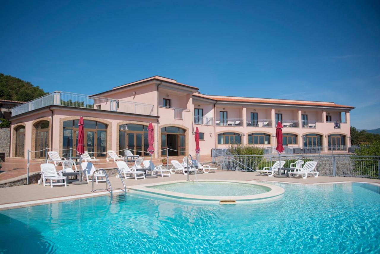 Hotel Caluna Charme 3*